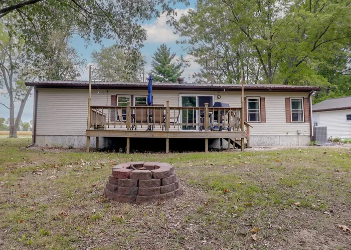 Recently Remodeled! W/ Fire Pit *